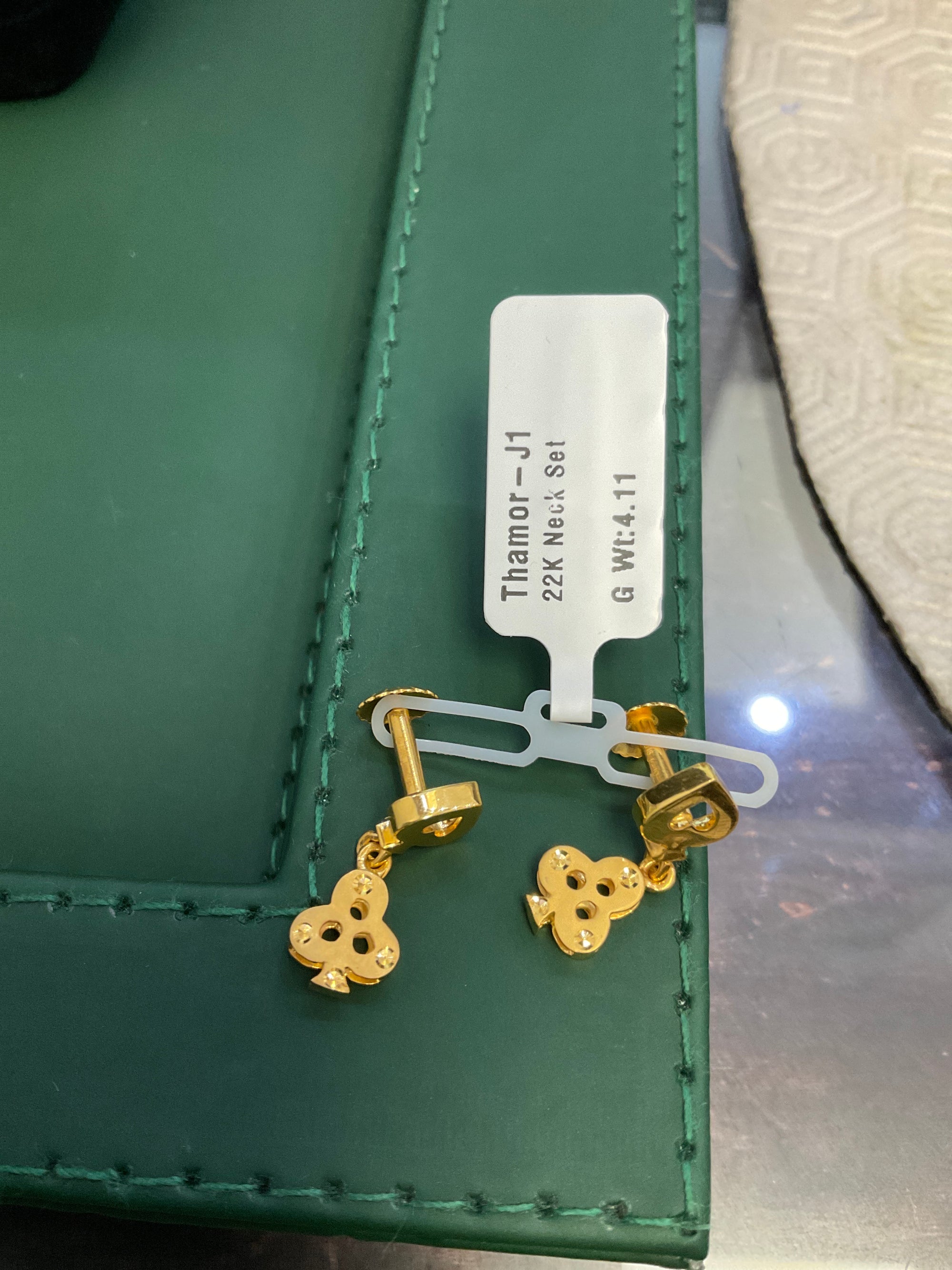 22K Necklace 2605799