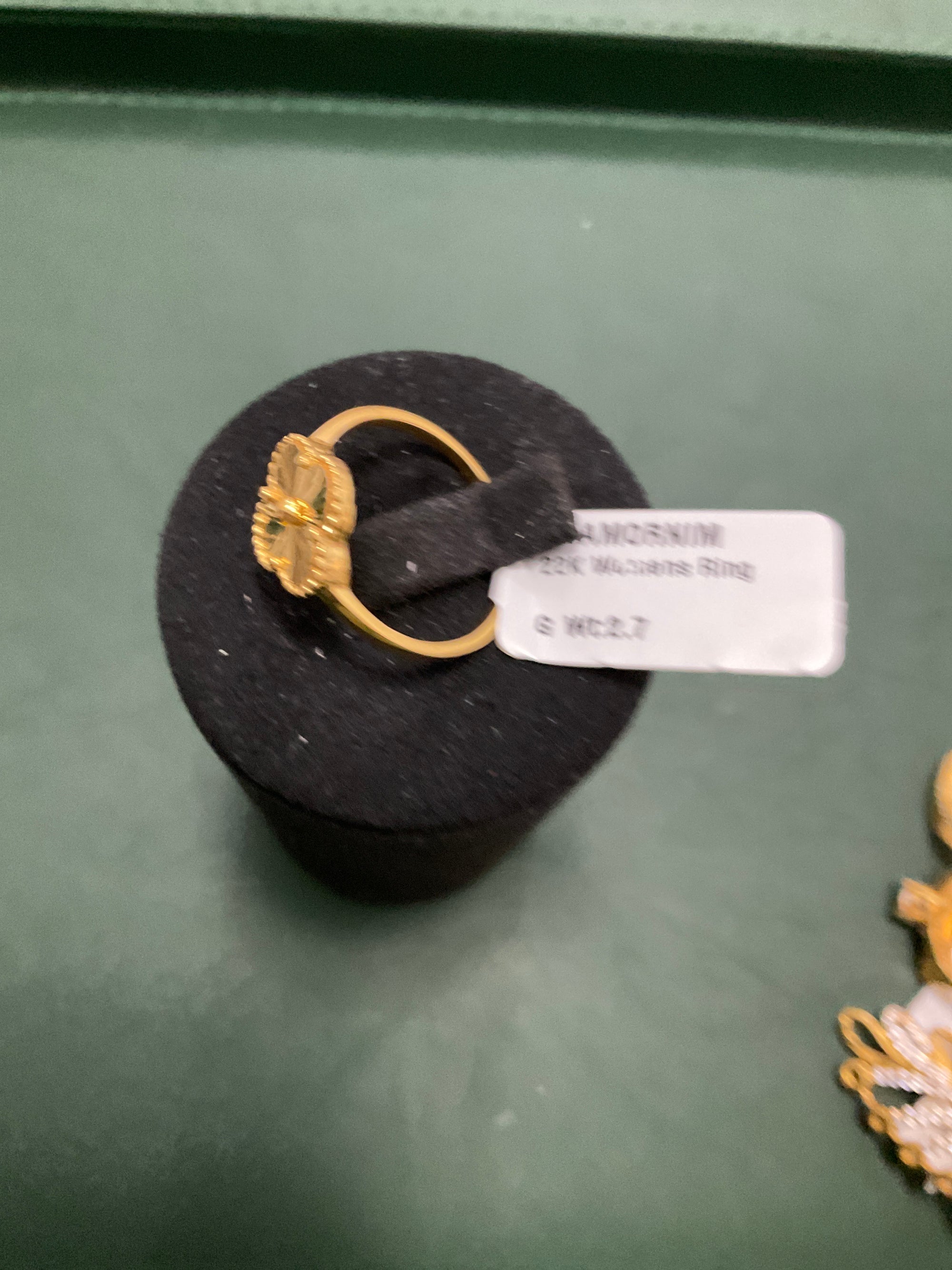 22K Womens Ring 2807601