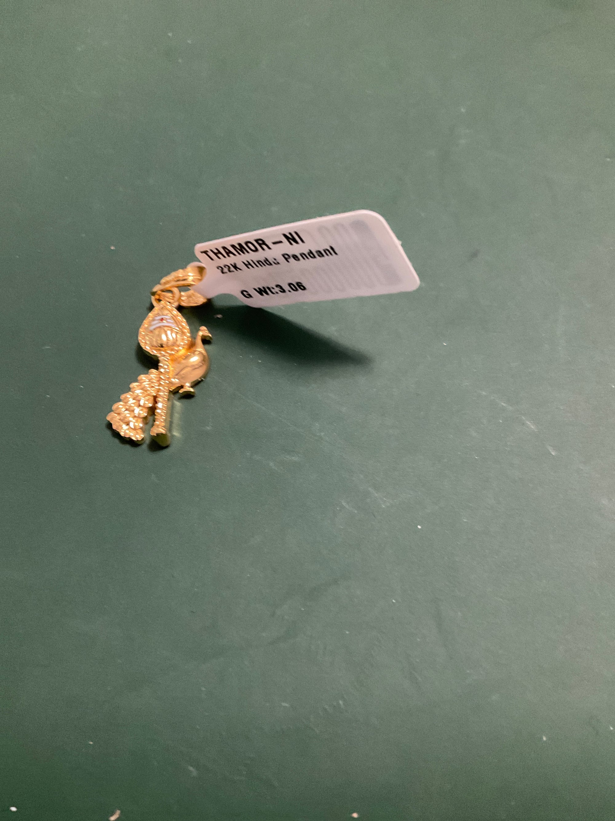 22K Pendant 1802822