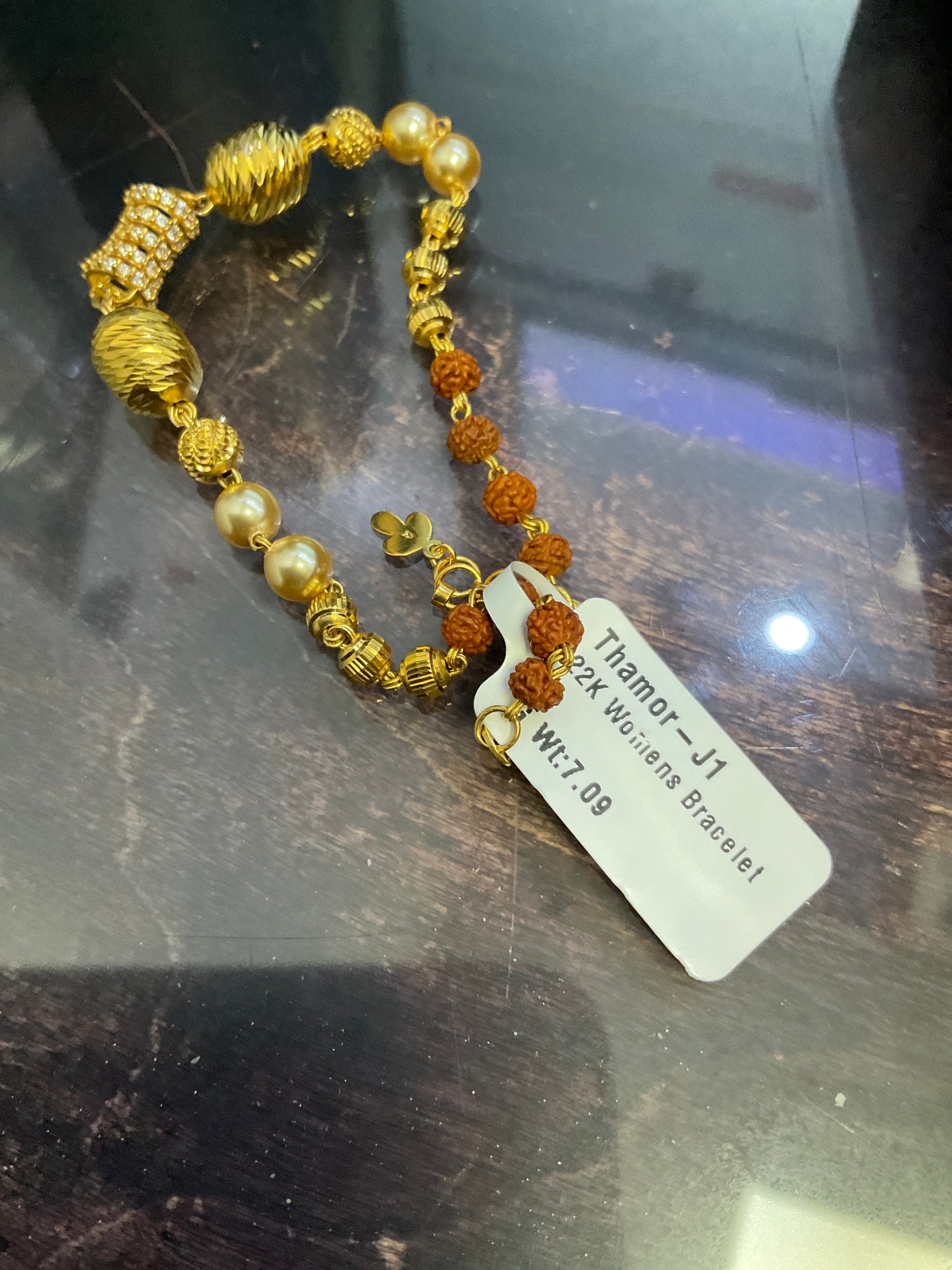 22K Bracelet 2605888