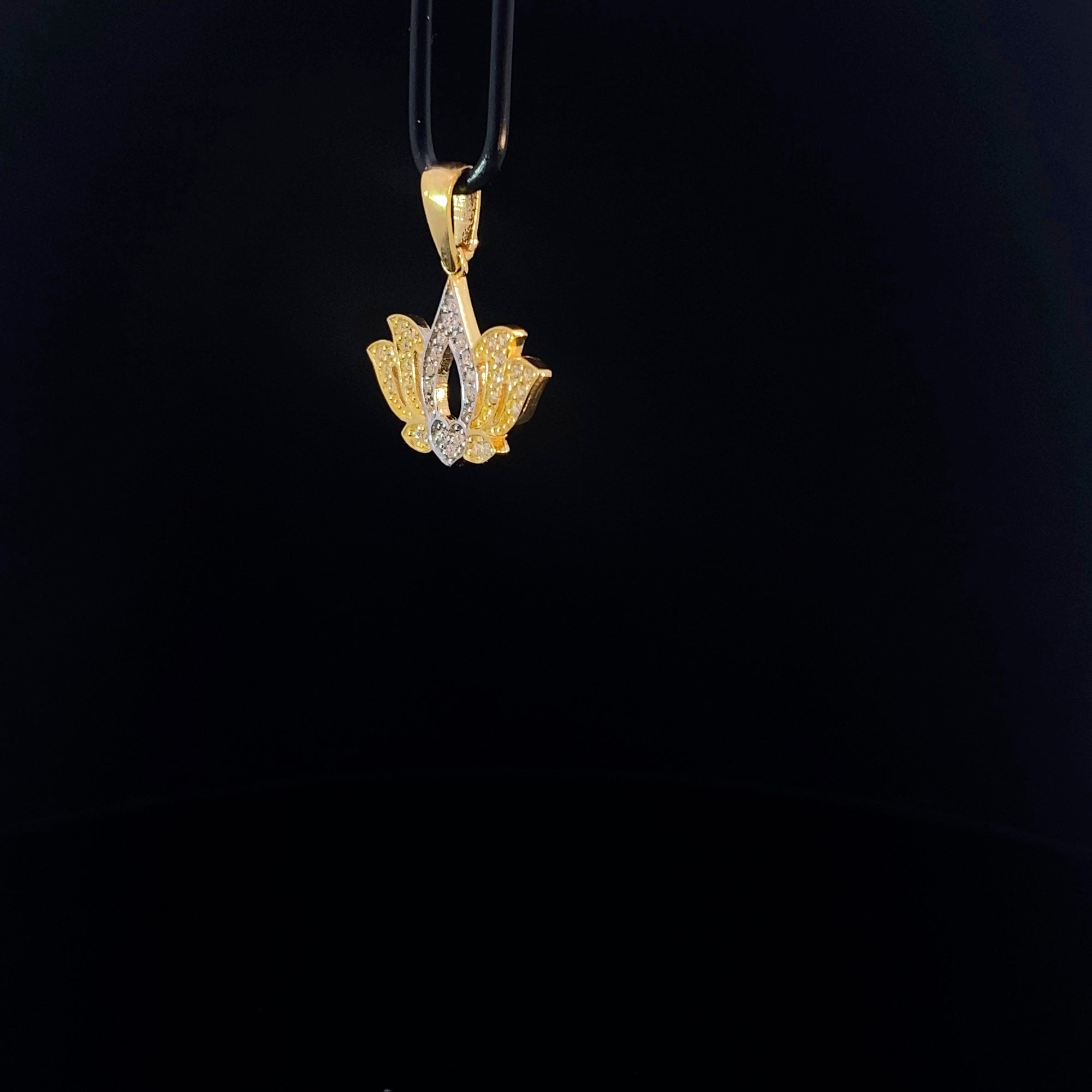 22K Pendant 0103253