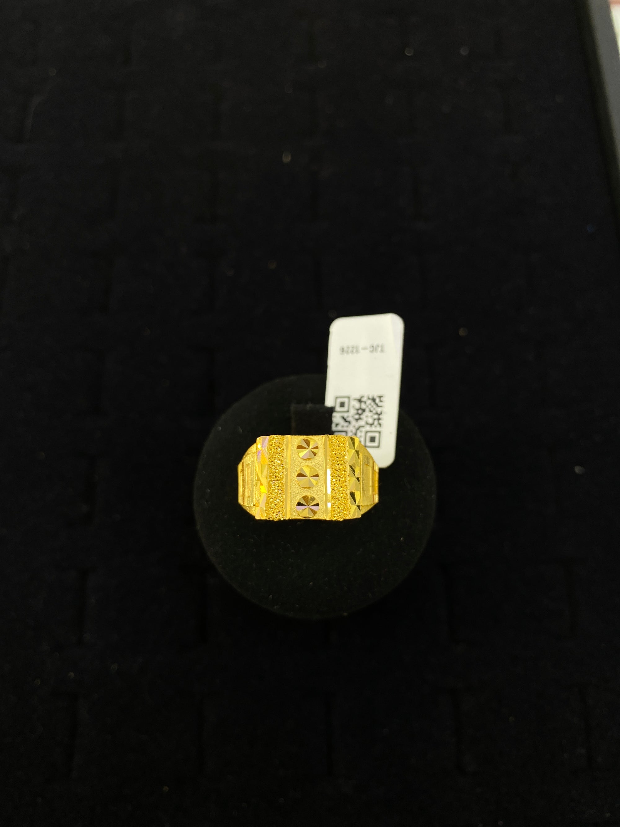 22K Mens Ring 2301685