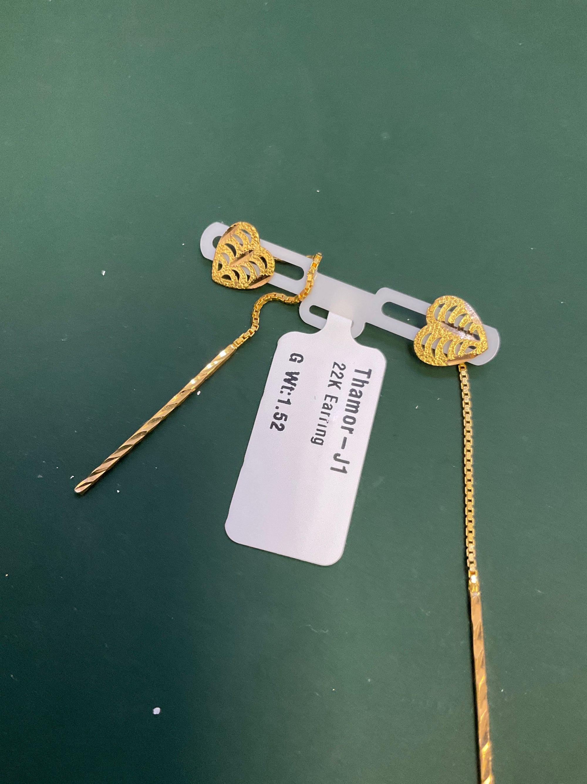 22K Earring 2606000