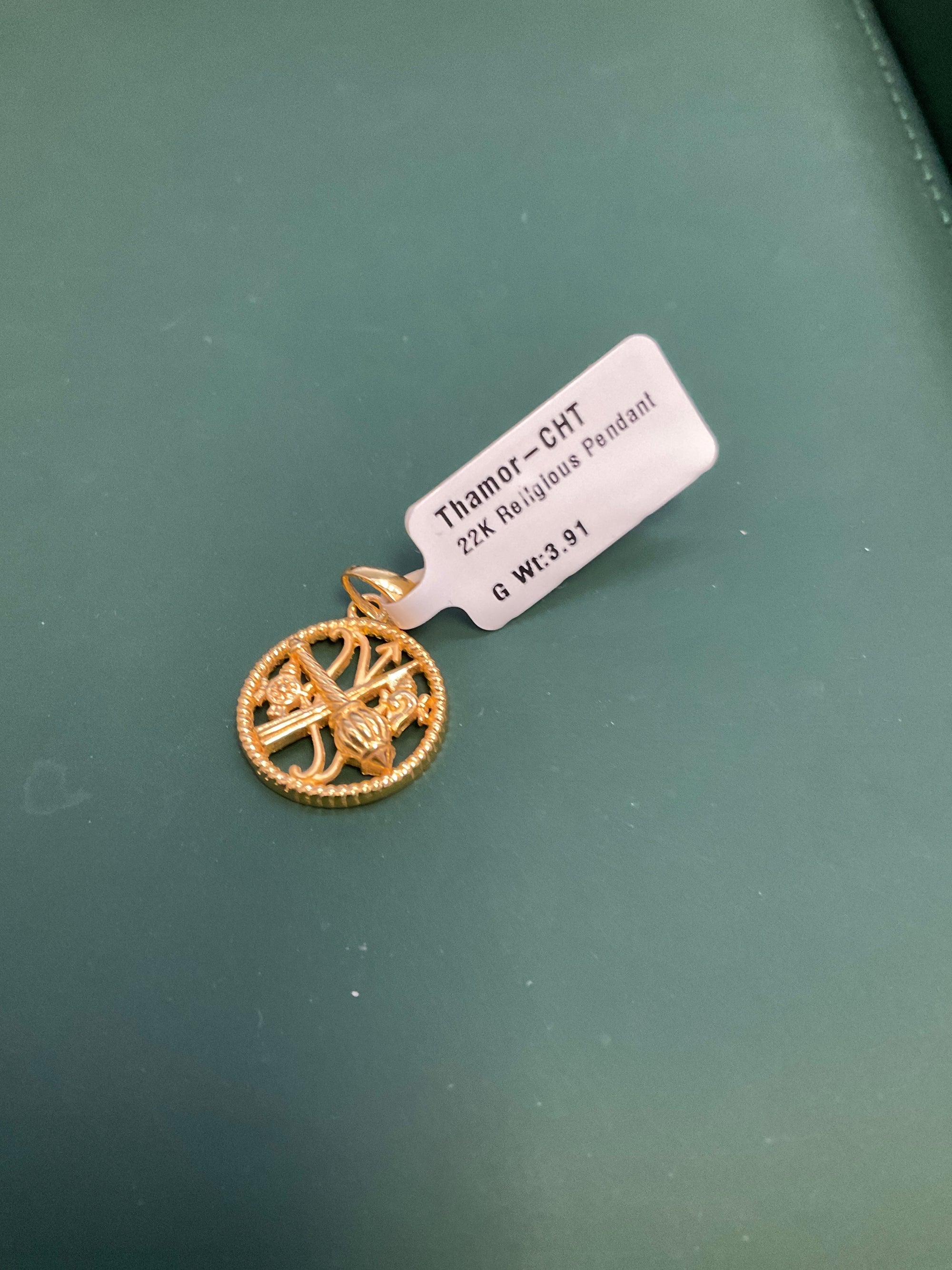 22K Pendant 2605825
