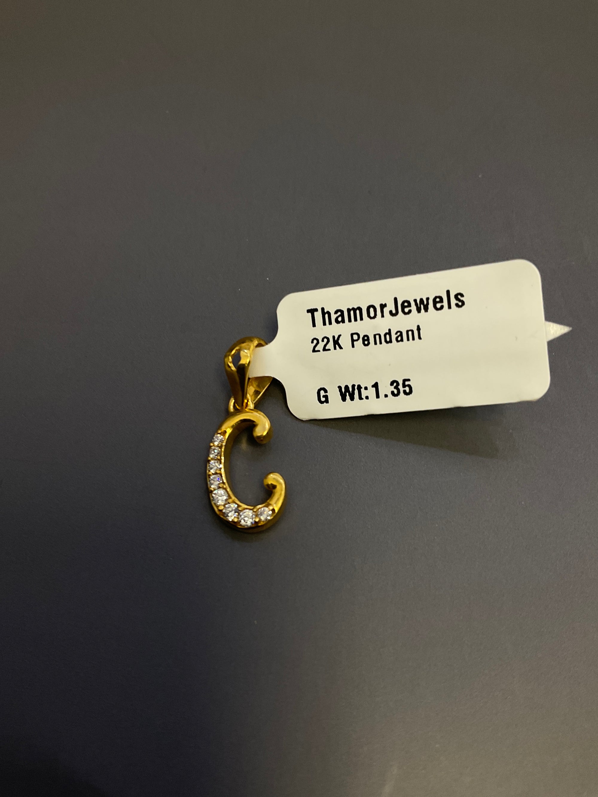 22K Pendant 2402676