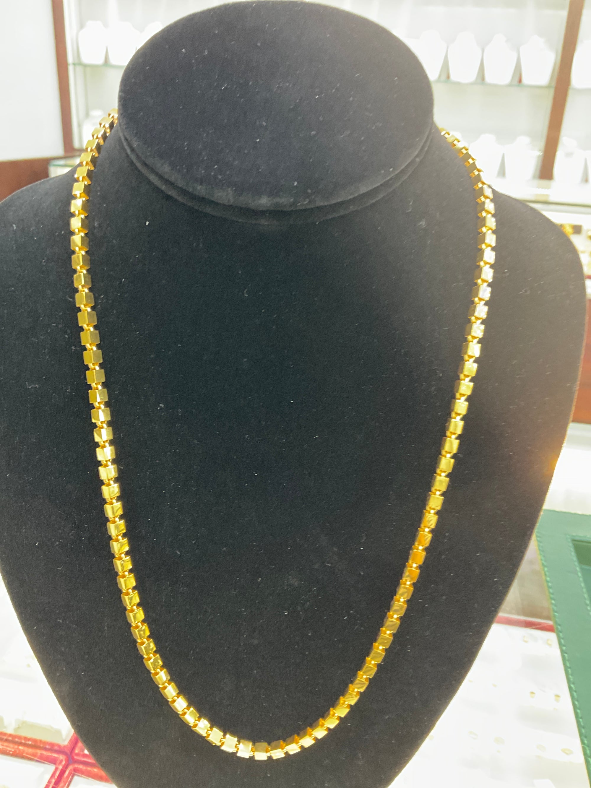 22K Chain 1802638