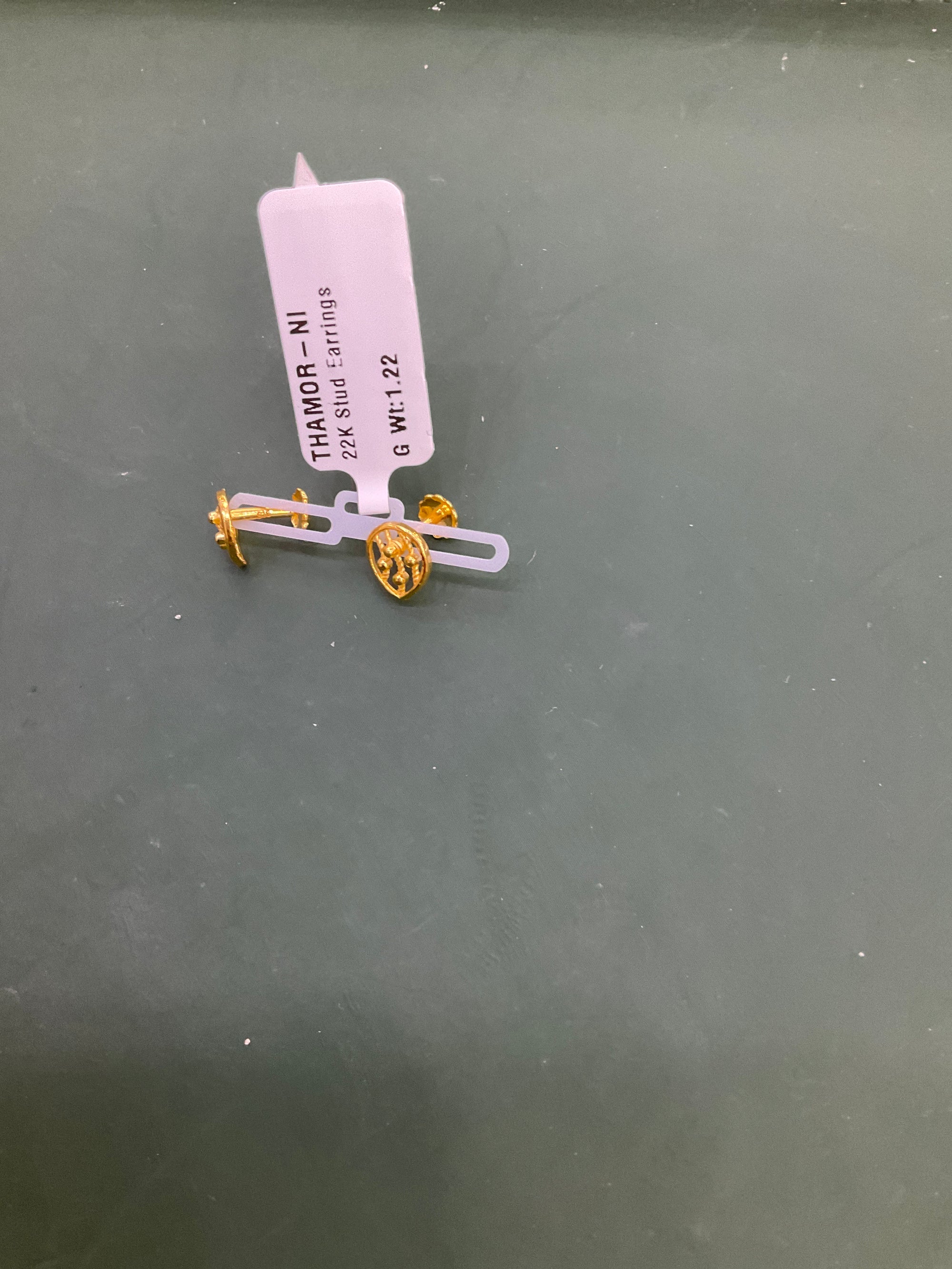 22K Earring 1802740
