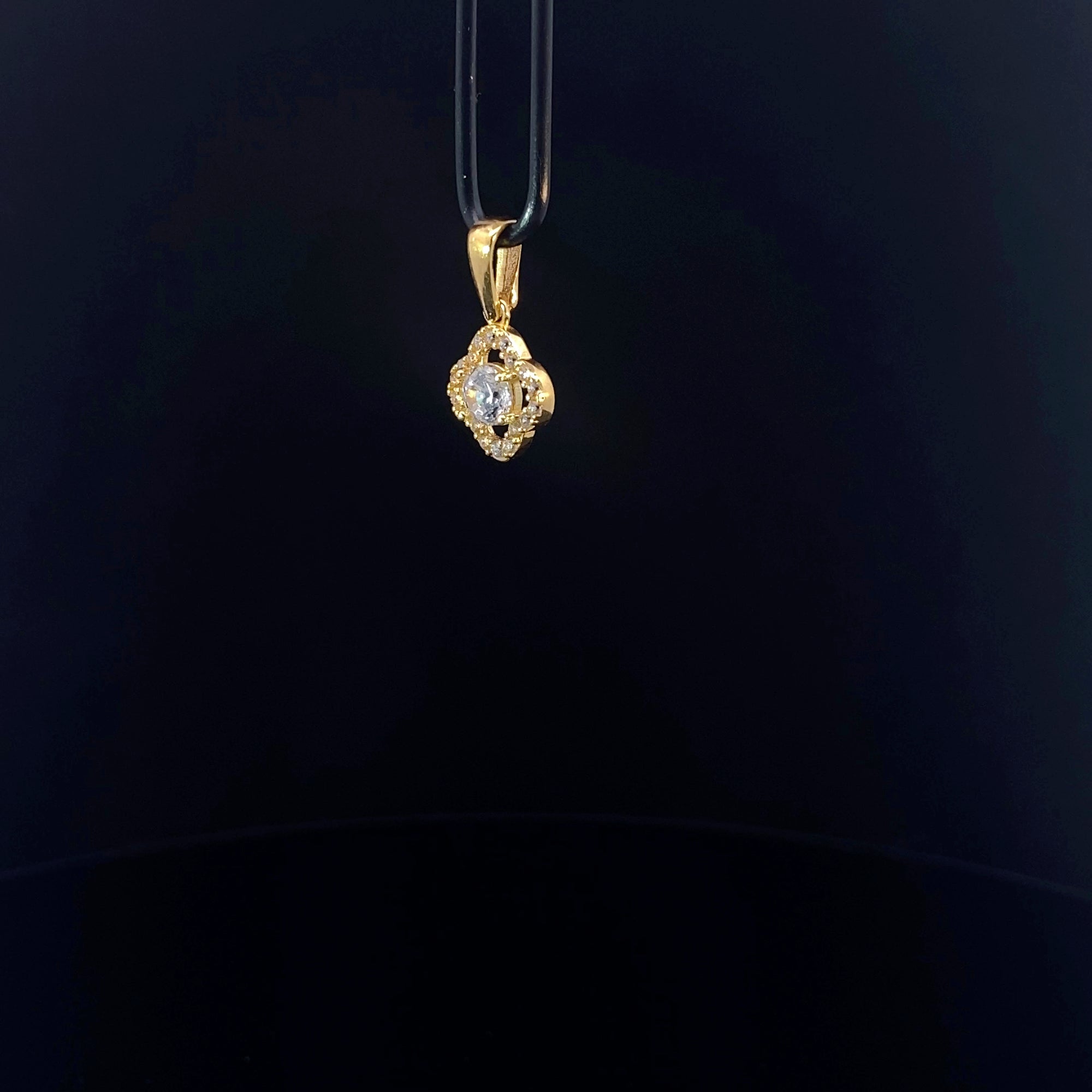 22K Pendant 0103180