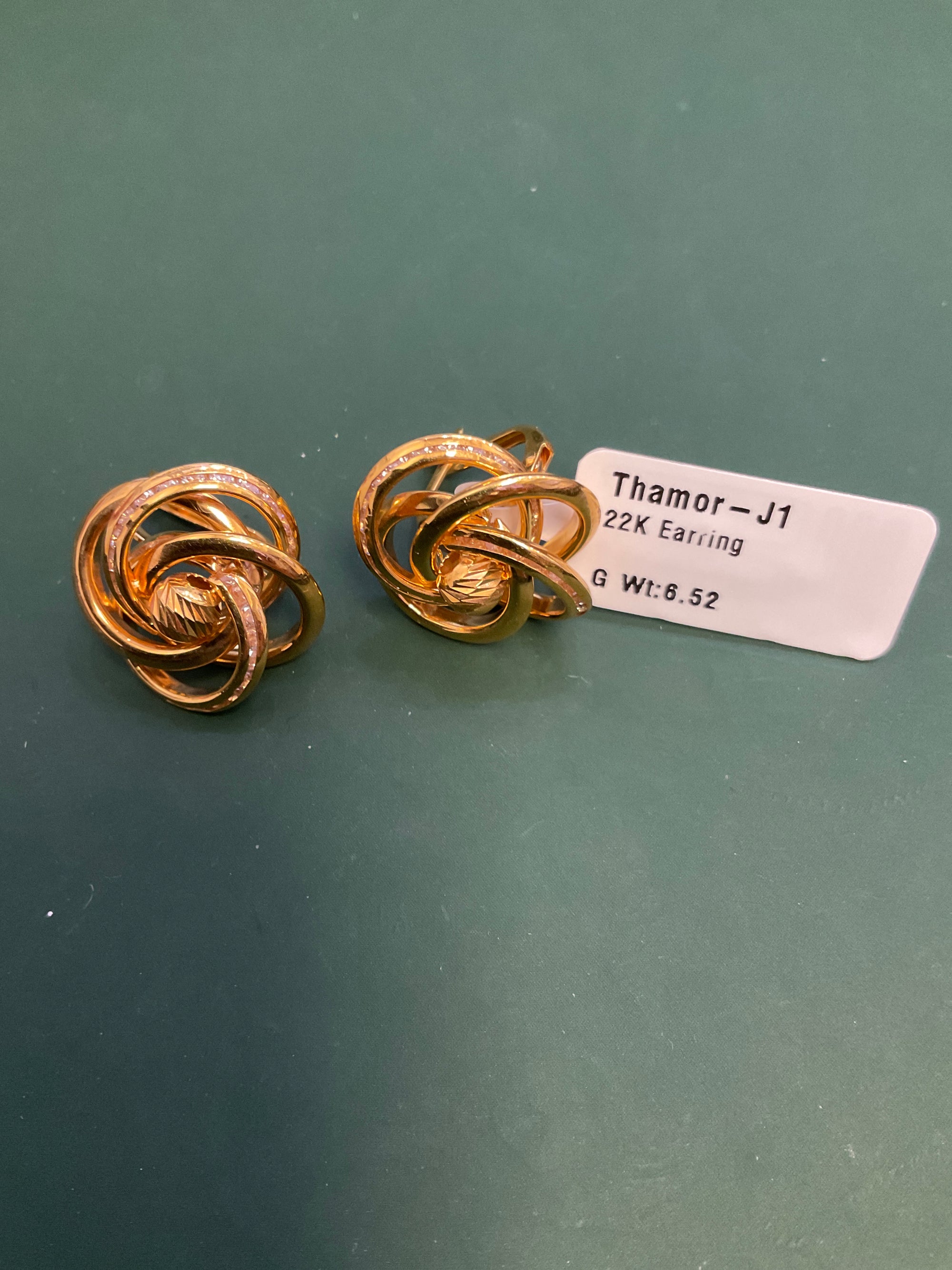 22K Earring 2605989