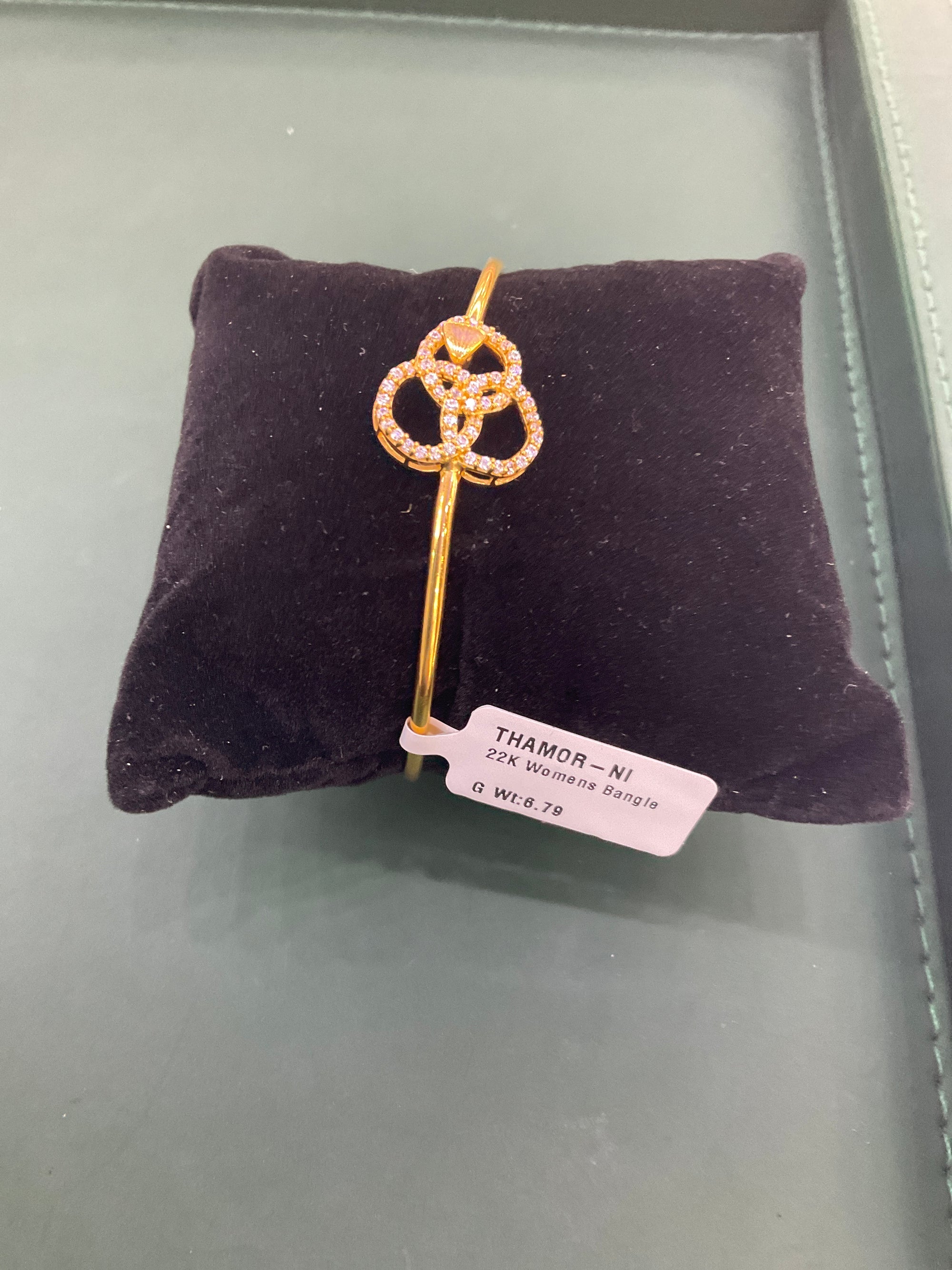 22k Bangle 1802373