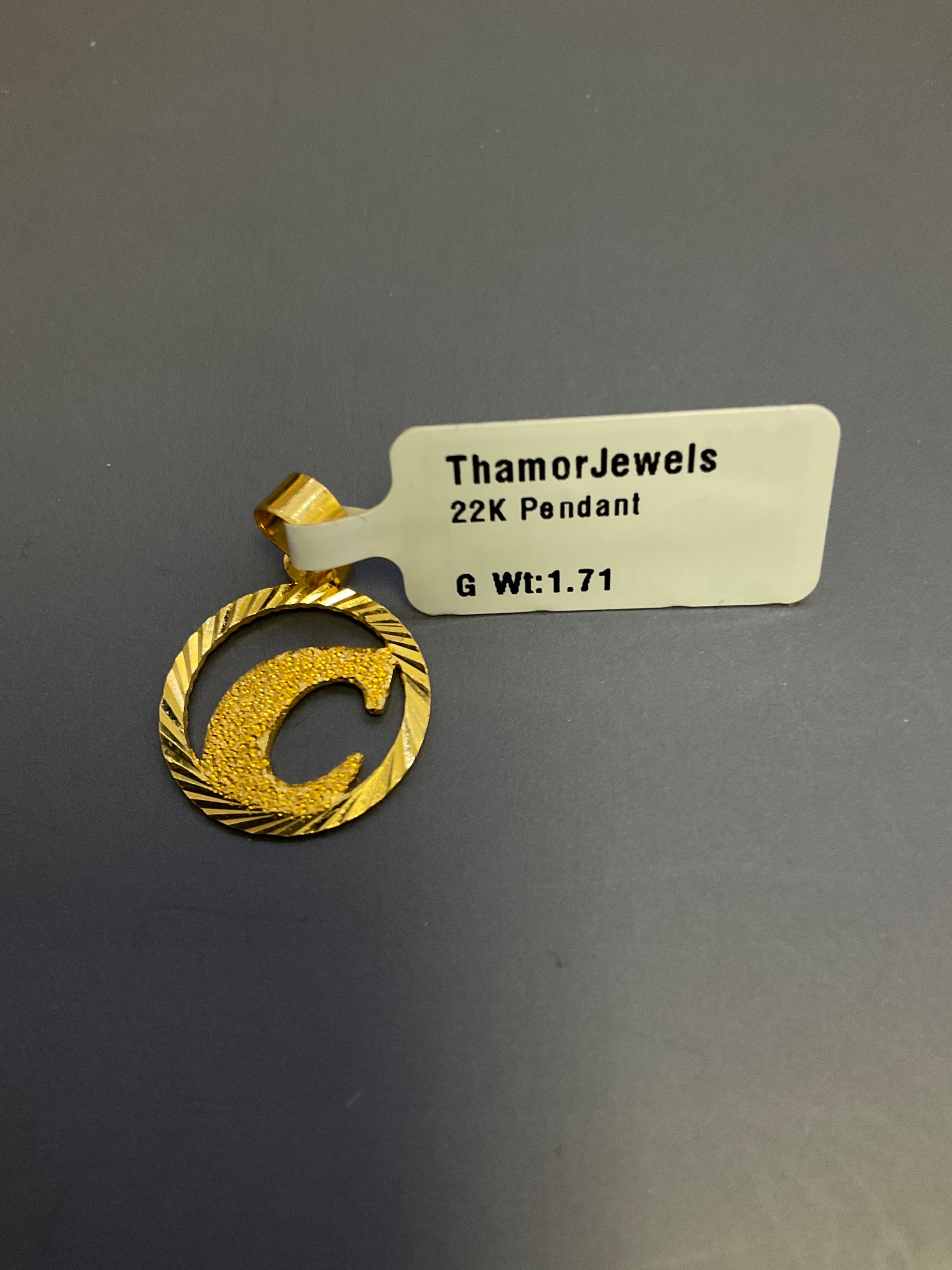 22K Pendant 2402682