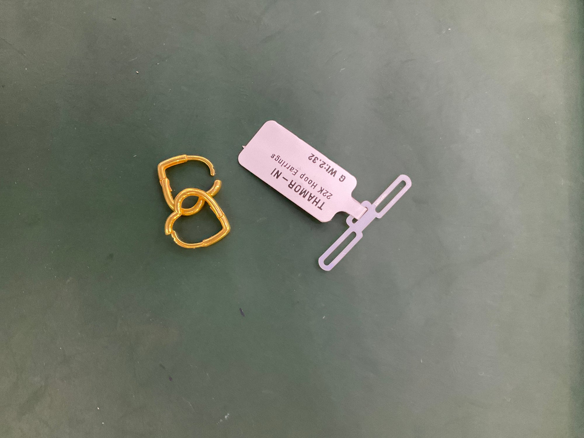 22k Earring 1802323
