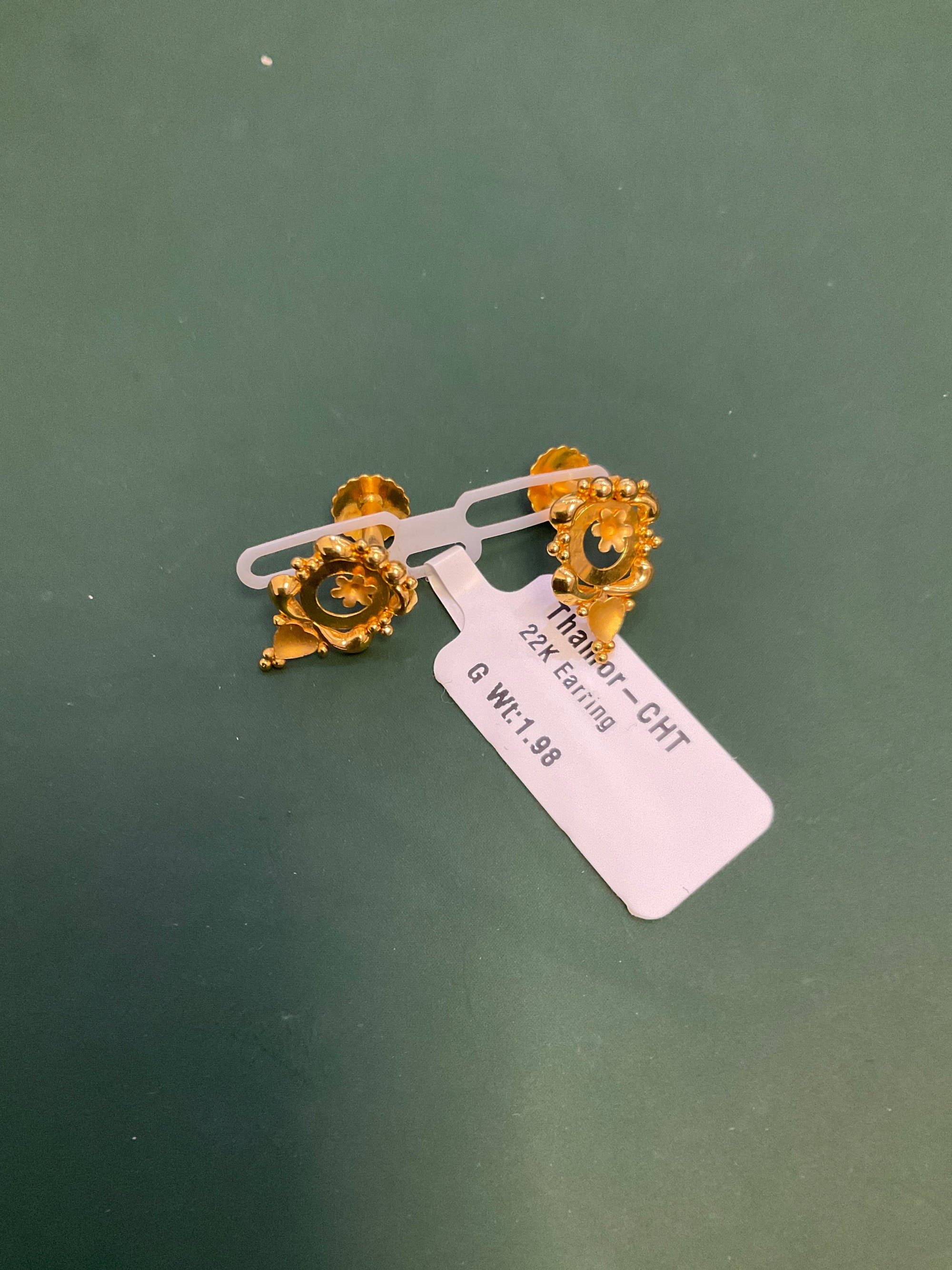 22K Earring 2605930