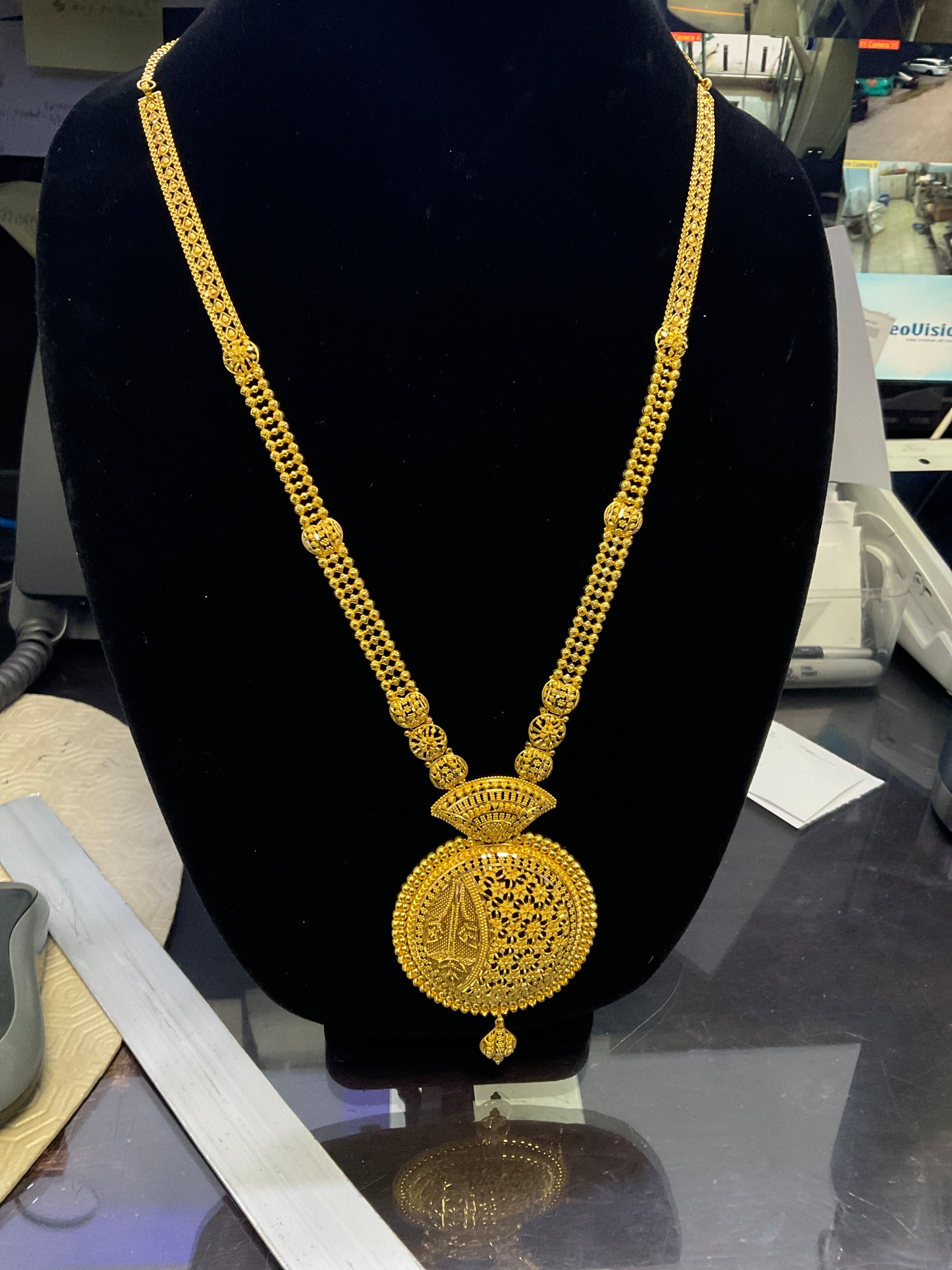 22K Necklace 2605789