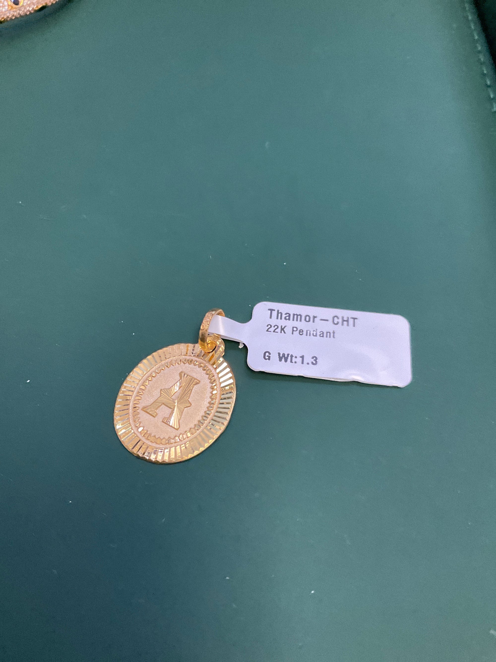 22K Pendant 2605849