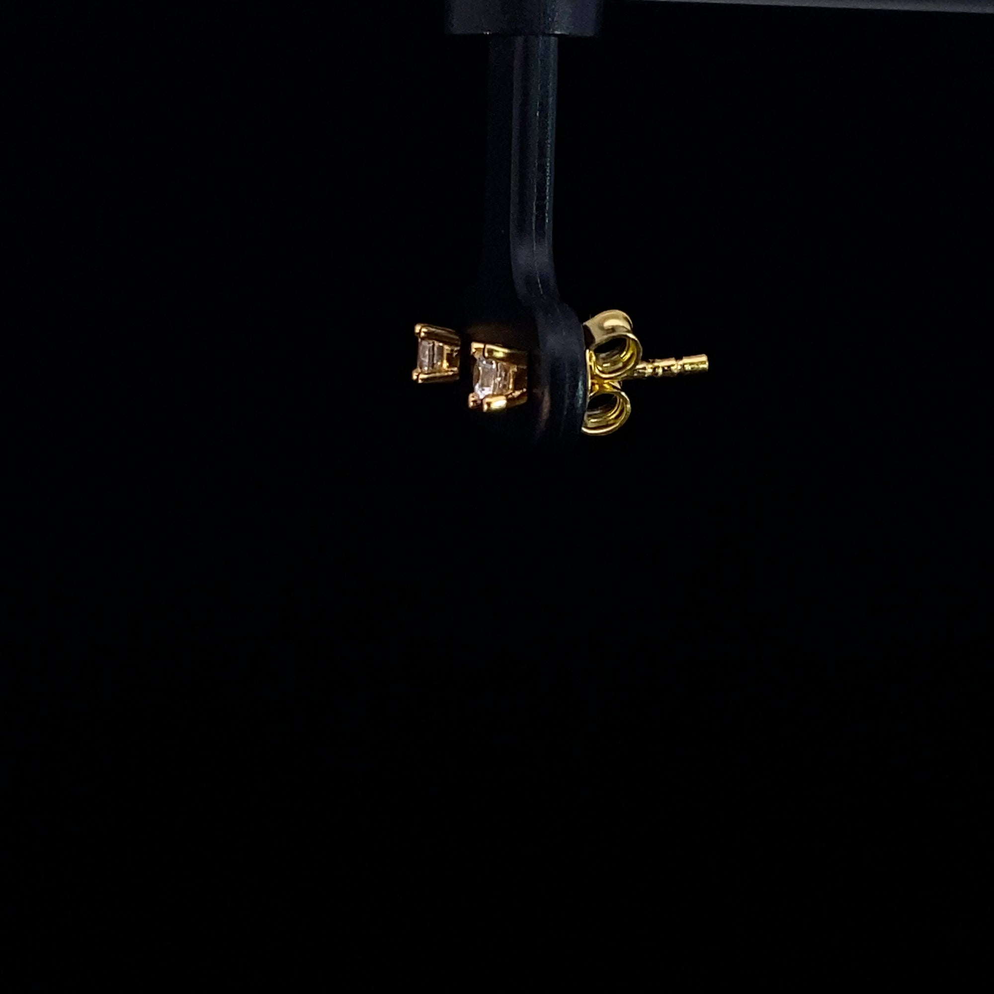 22K Earring 2312162