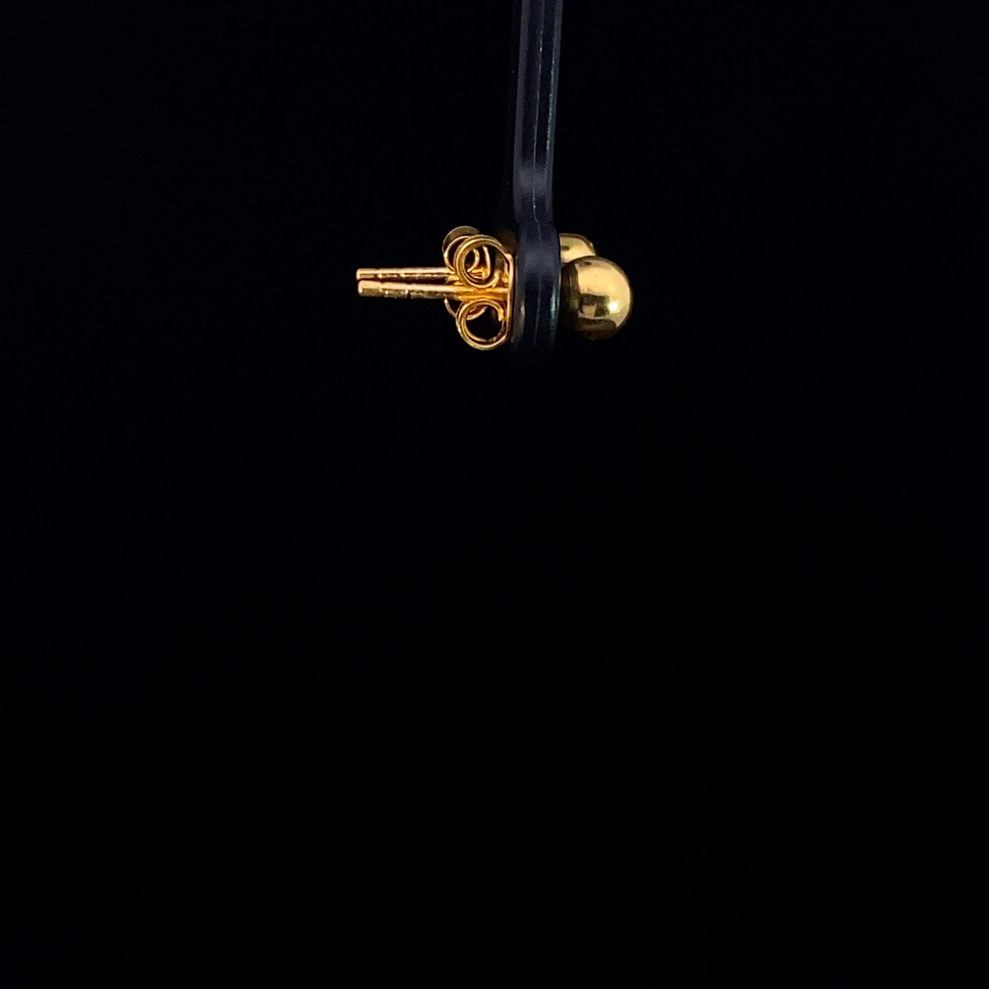 22K Earring 2312182