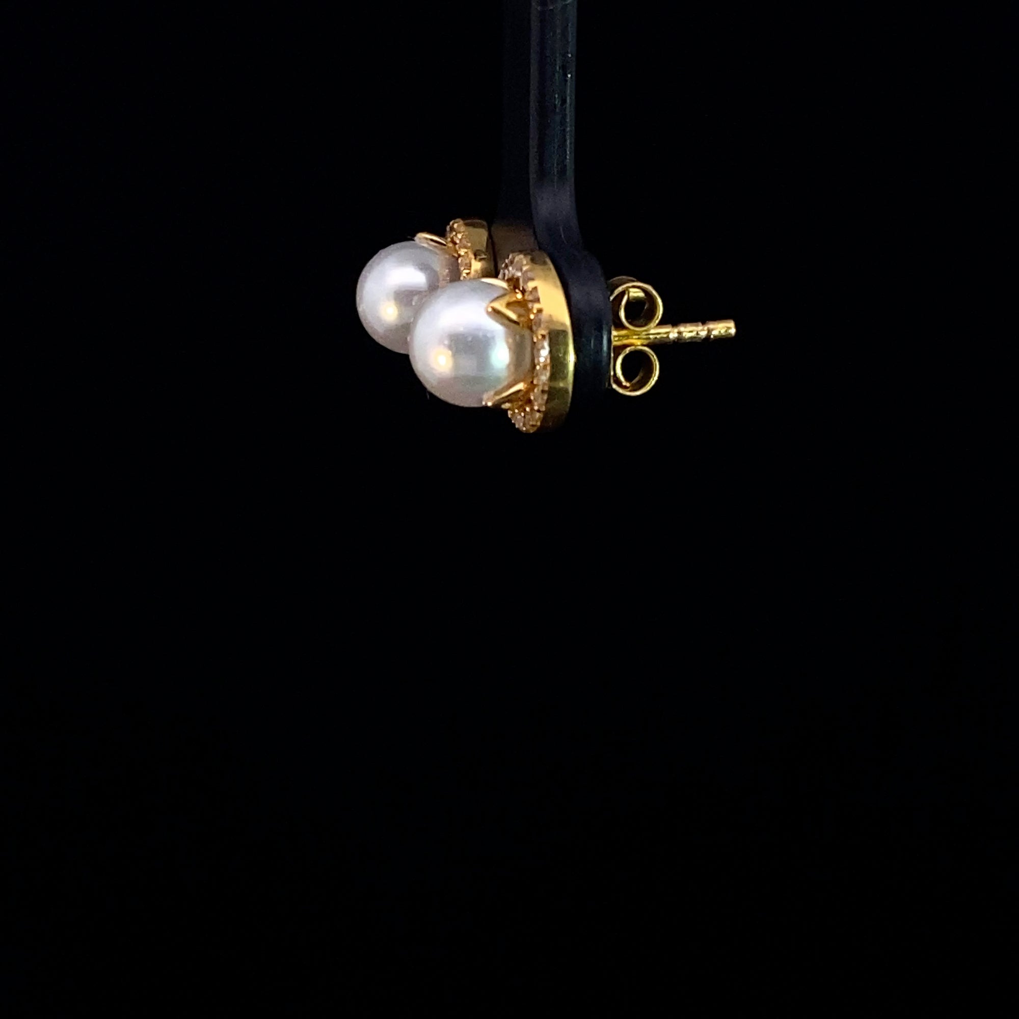 22K Earring 2312187