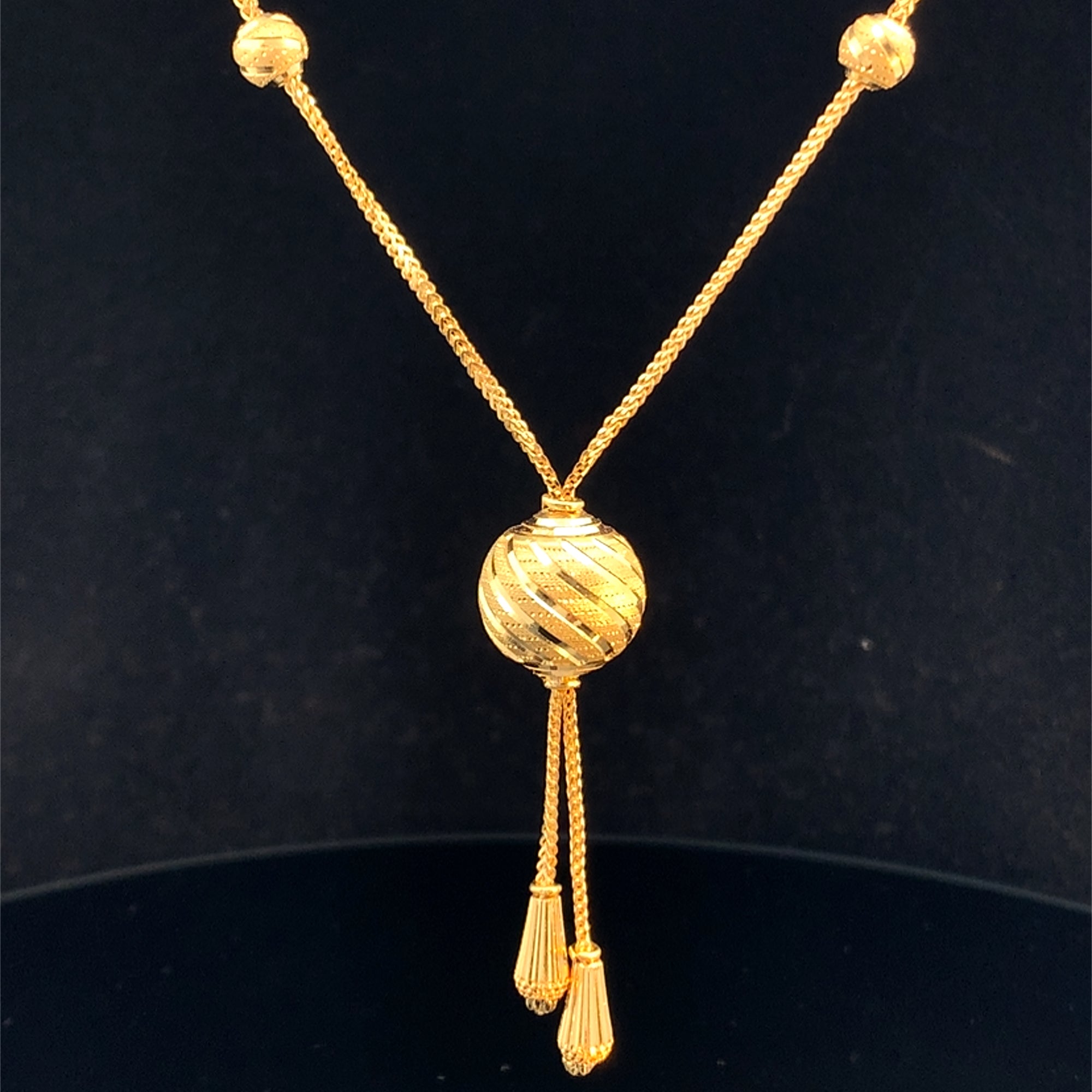 22K Necklace 2605593