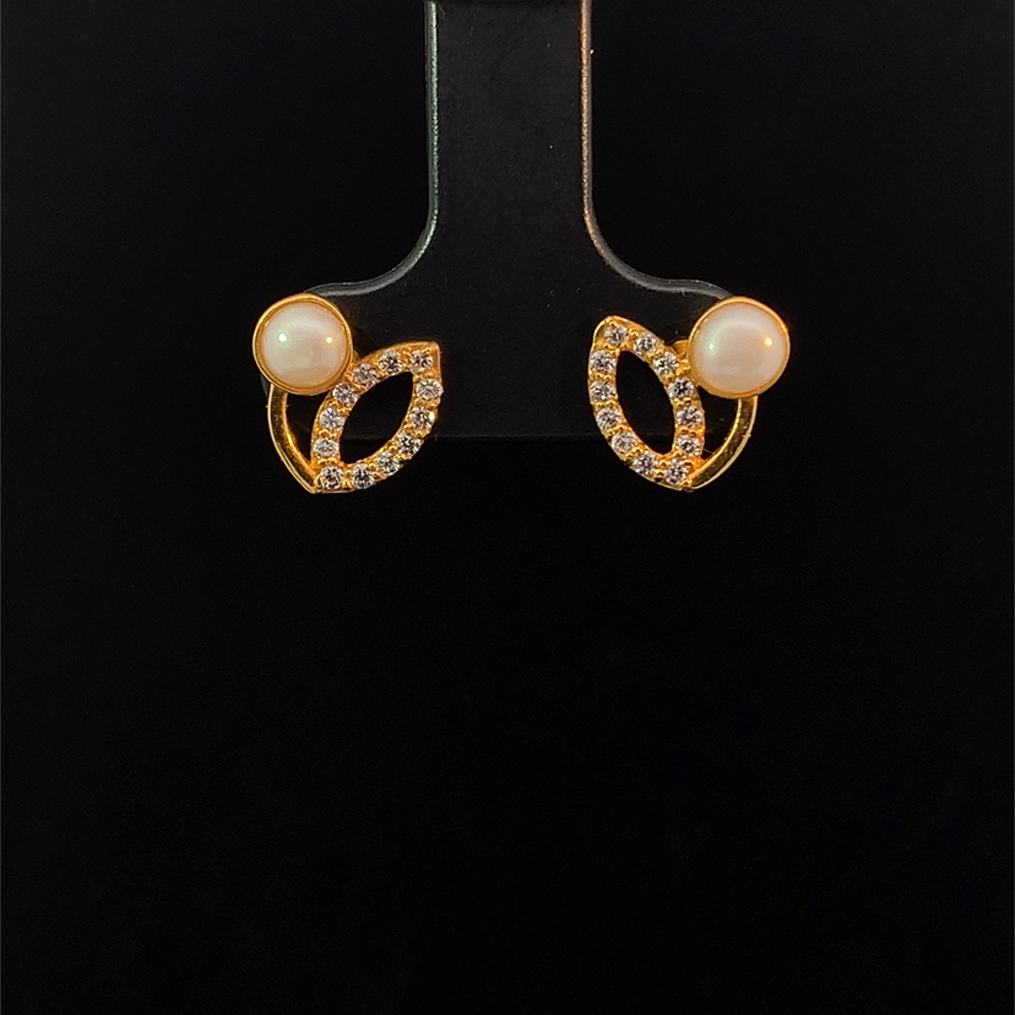 22K Earring 0402624