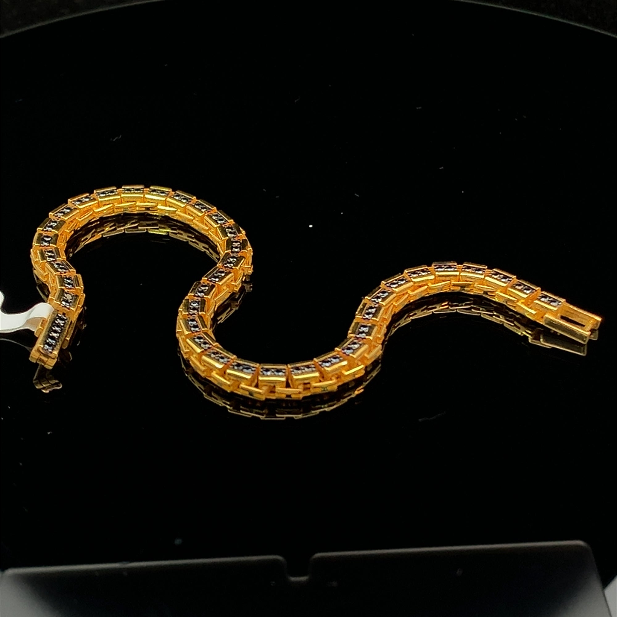 22K Bracelet 2605337