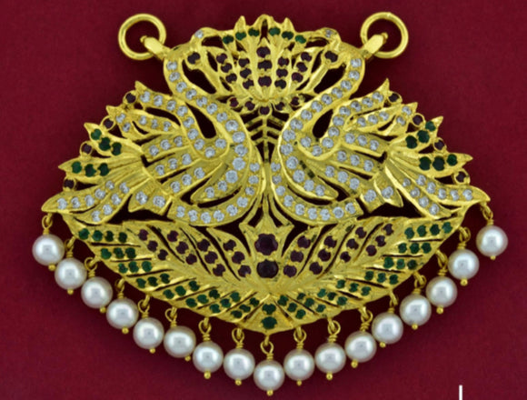 Classic pathakam Indian traditional pendant in 22K Gold.
